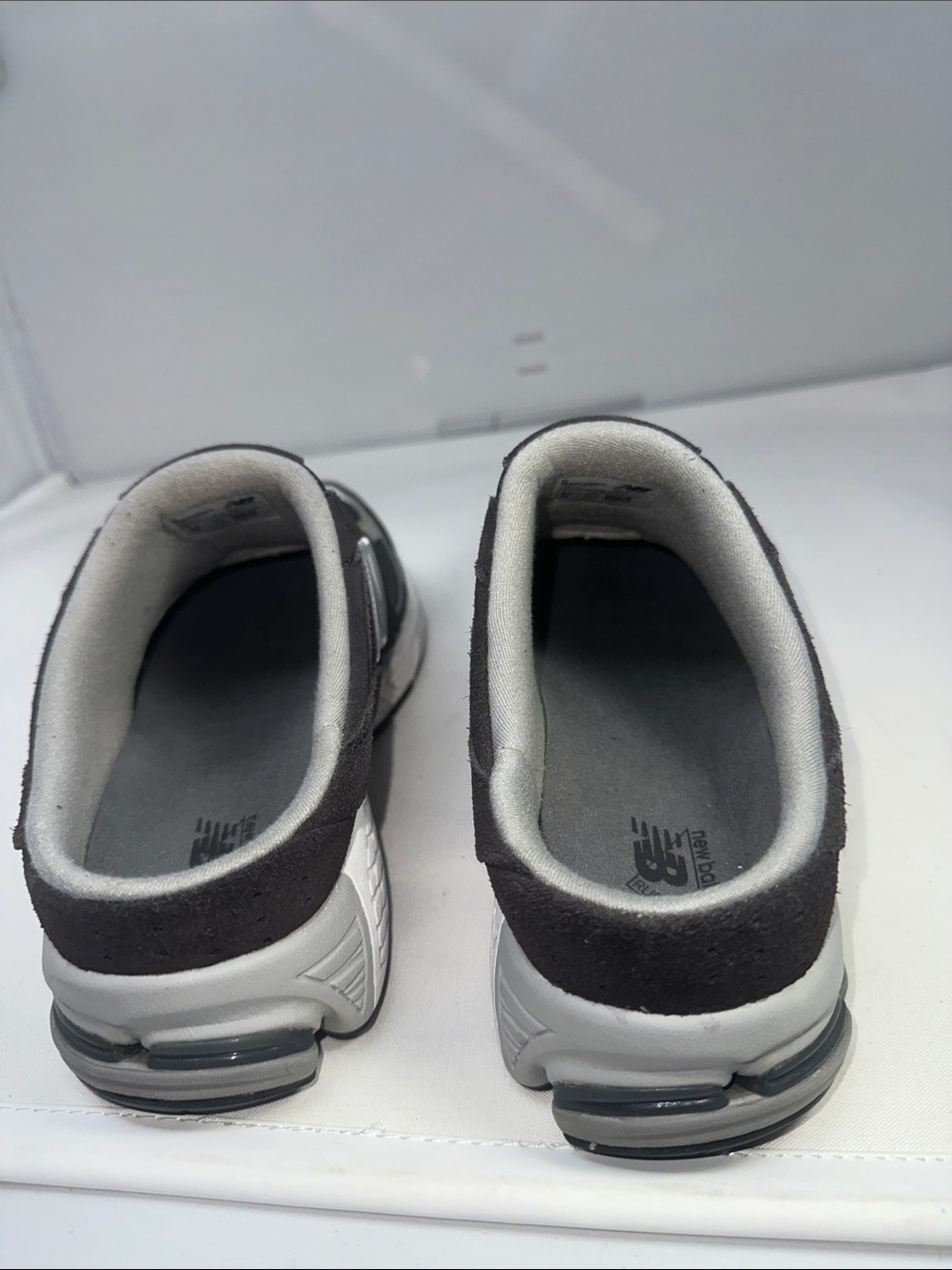 New Balance 2002R Size 7 - Picture 6 of 7